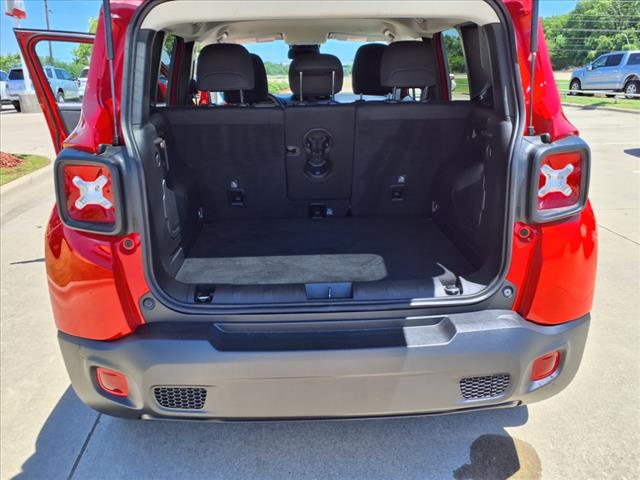 2022 Jeep Renegade (RED) Edition