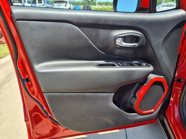 2022 Jeep Renegade (RED) Edition