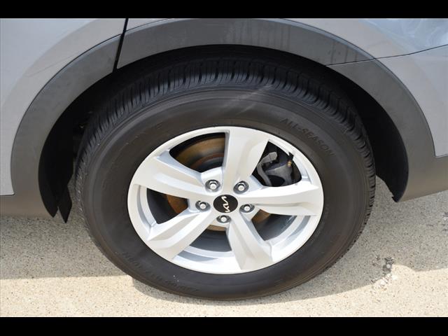 2022 Kia Sorento LX