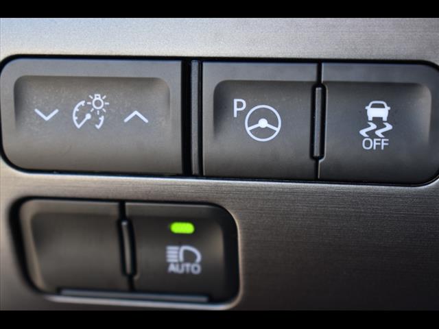 2021 Toyota Prius XLE