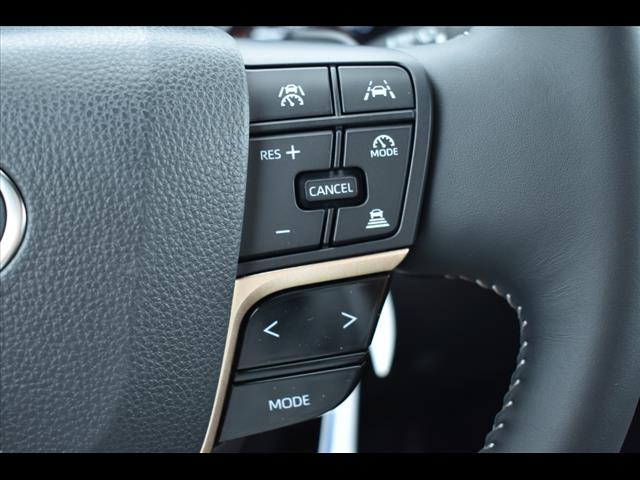 2025 Toyota Crown Signia Limited