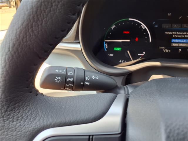 2025 Toyota Sienna XLE 8-Passenger