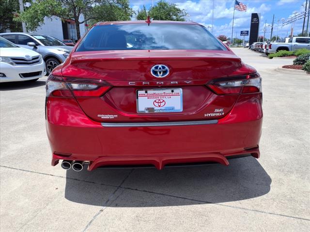 2024 Toyota Camry Hybrid SE