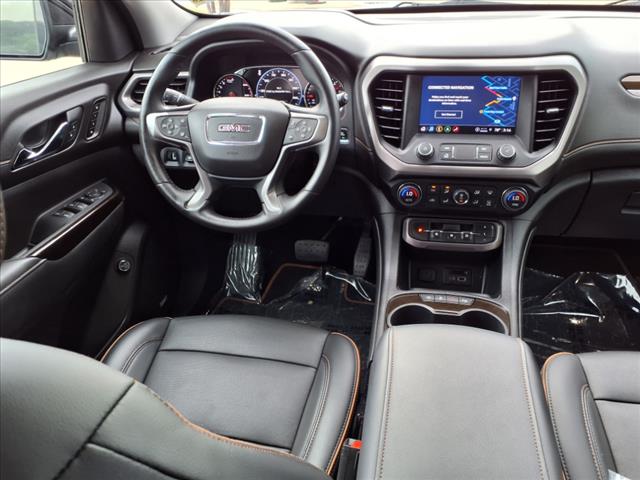 2022 GMC Acadia AT4