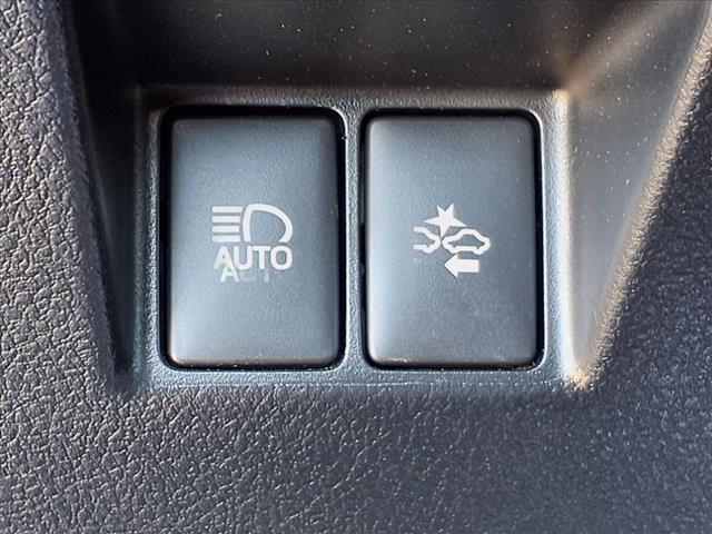 2017 Toyota Yaris 5-Door SE