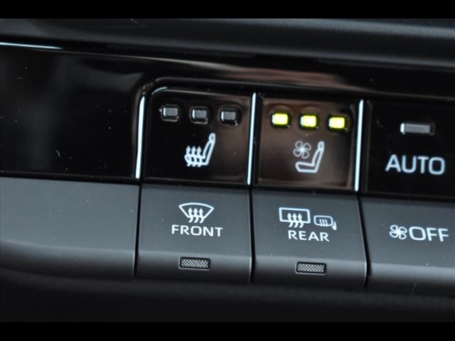 2025 Toyota Crown Signia Limited