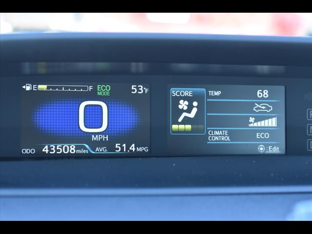 2021 Toyota Prius XLE