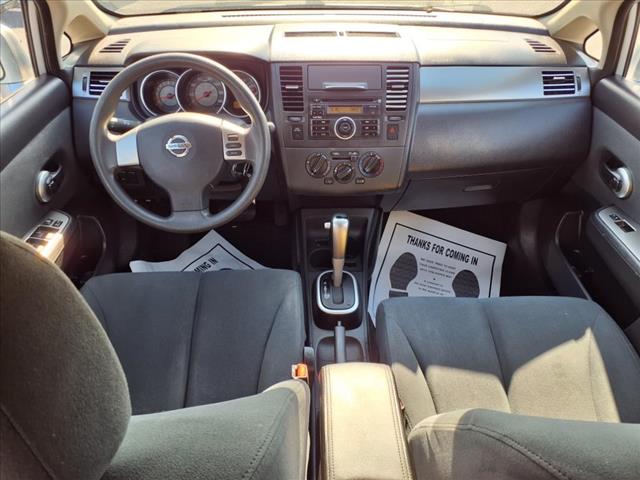 2009 Nissan Versa 1.8 S