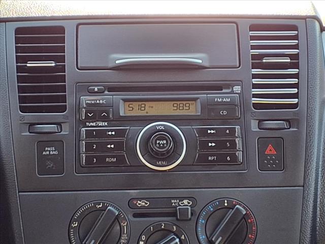 2009 Nissan Versa 1.8 S