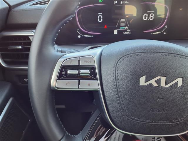 https://cdn.getauto.com/photos/5/158095/16c/5XYP6DGC8RG538568-16c.jpg