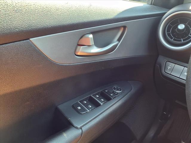 2021 Kia Forte MANUAL