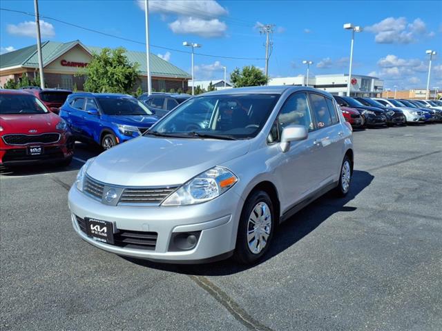2009 Nissan Versa 1.8 S