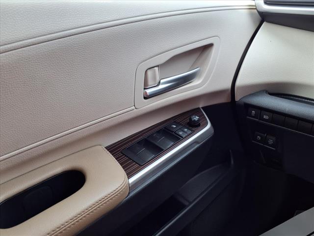 2022 Toyota Sienna XLE 7-Passenger