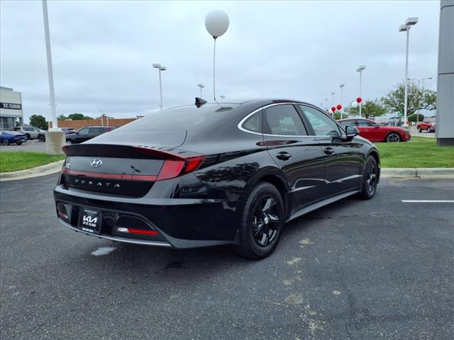 2023 Hyundai SONATA SE