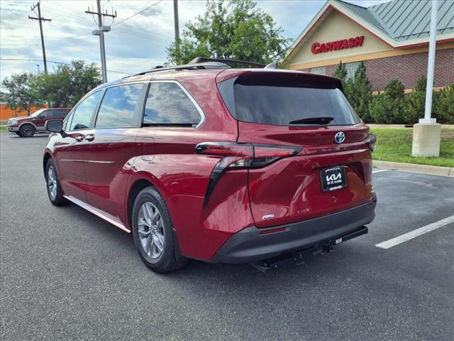 2022 Toyota Sienna XLE 7-Passenger