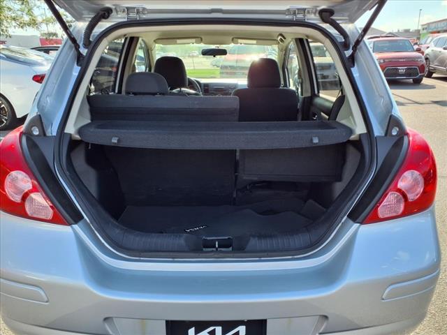2009 Nissan Versa 1.8 S