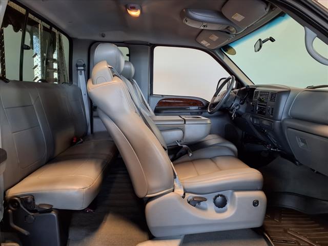 2002 Ford F-250 Super Duty Lariat