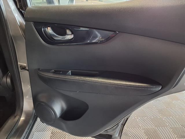 2017 Nissan Rogue Sport SL