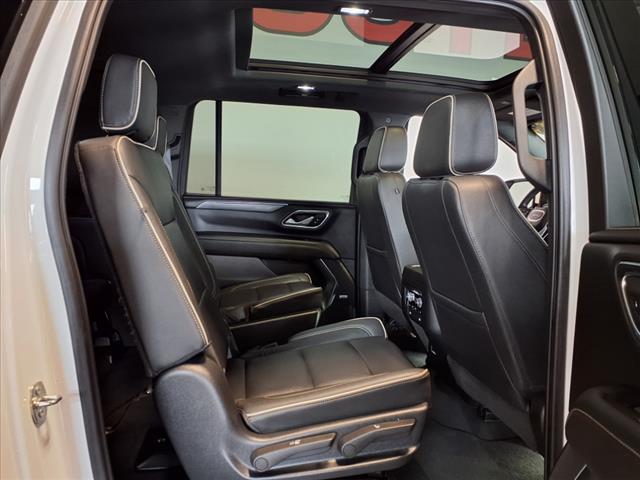 2022 GMC Yukon XL SLT