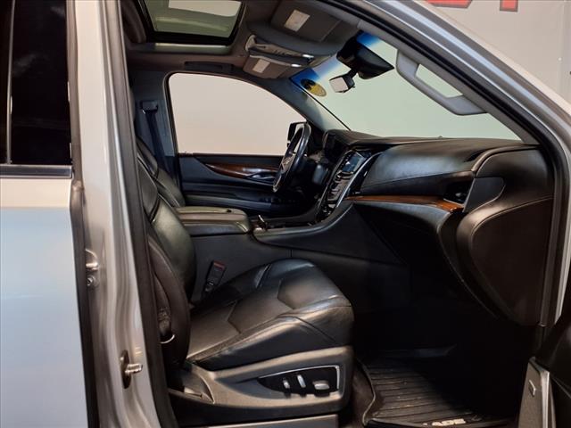 2019 Cadillac Escalade Luxury