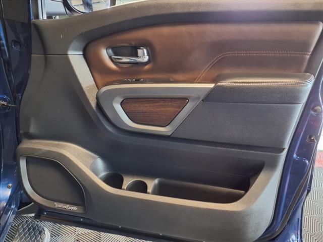 2017 Nissan Titan Platinum Reserve