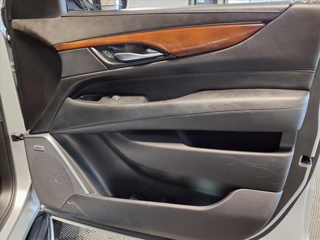 2019 Cadillac Escalade Luxury