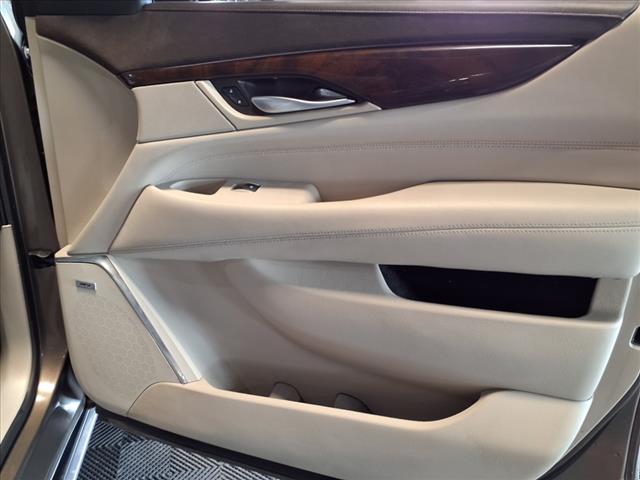 2016 Cadillac Escalade Premium Collection
