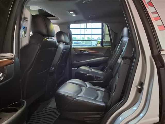 2019 Cadillac Escalade Luxury