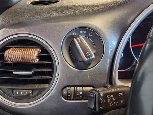 2018 Volkswagen Beetle 2.0T SE