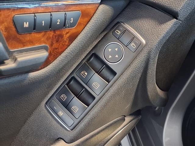 2011 Mercedes-Benz C-Class C 300 Luxury 4MATIC