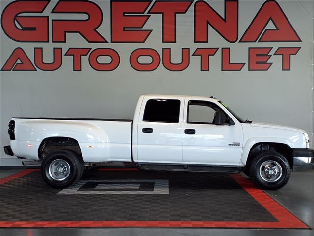 2004 Chevrolet Silverado 3500 Base