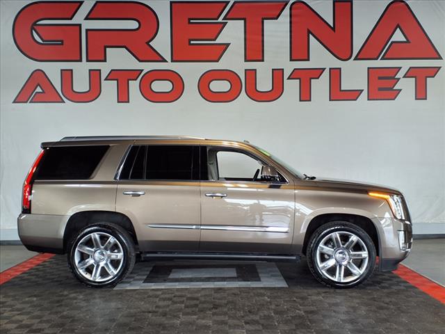2016 Cadillac Escalade Premium Collection