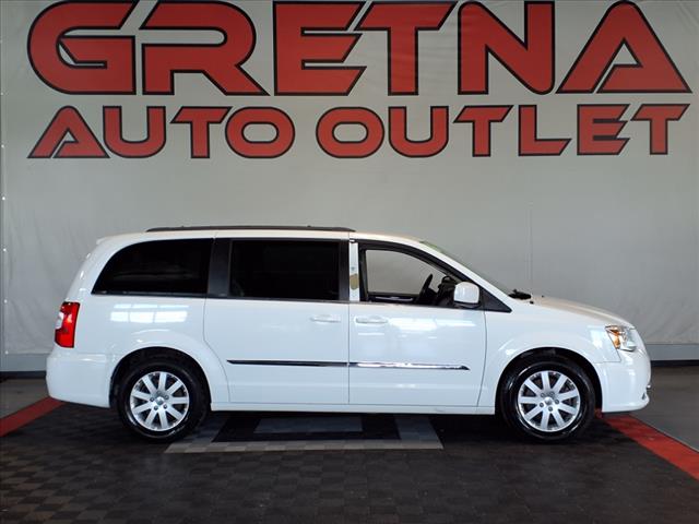 2016 Chrysler Town and Country Touring