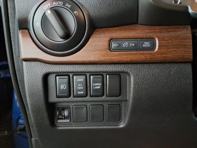 2017 Nissan Titan Platinum Reserve
