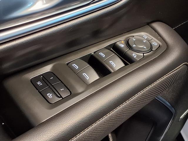 2022 GMC Yukon XL SLT