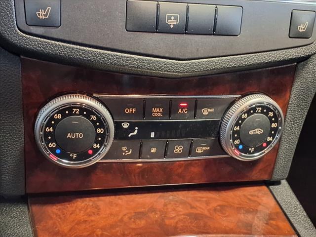 2011 Mercedes-Benz C-Class C 300 Luxury 4MATIC