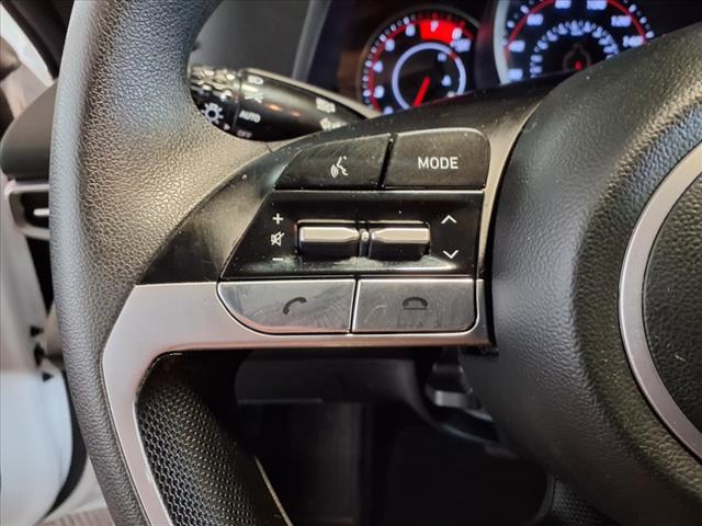 2023 Hyundai ELANTRA SE