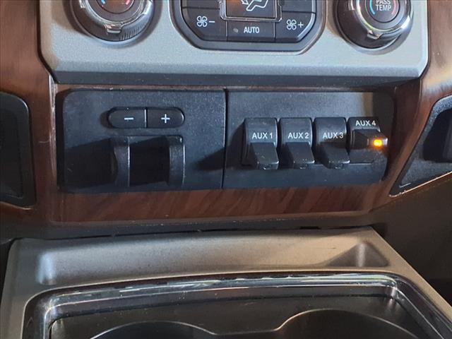 2015 Ford F-350 Super Duty Lariat