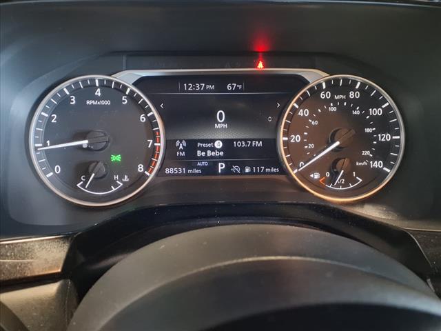 2022 Nissan Pathfinder SV