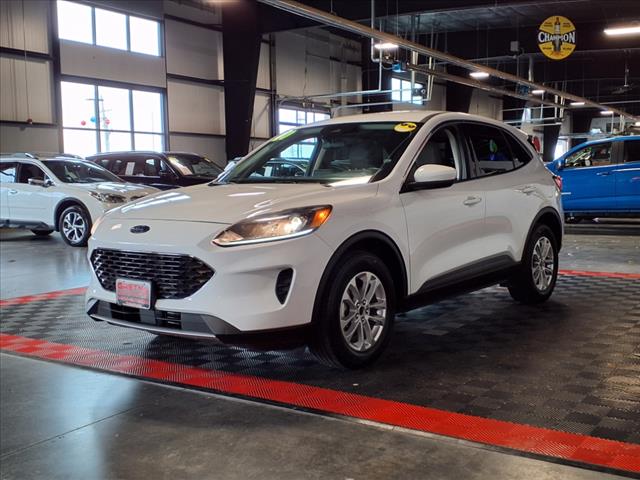 2020 Ford Escape SE