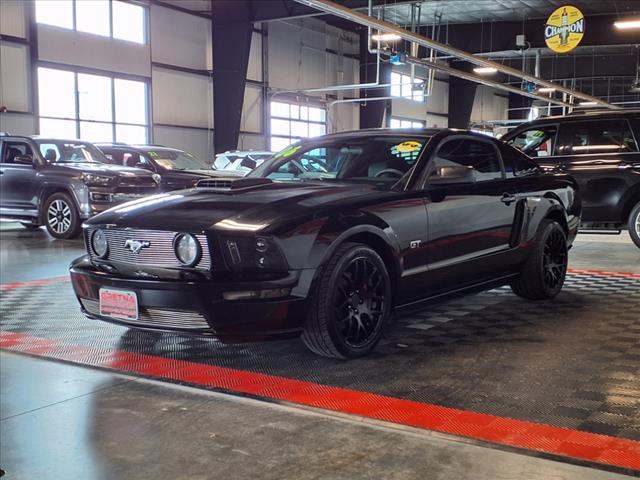 2006 Ford Mustang GT Deluxe
