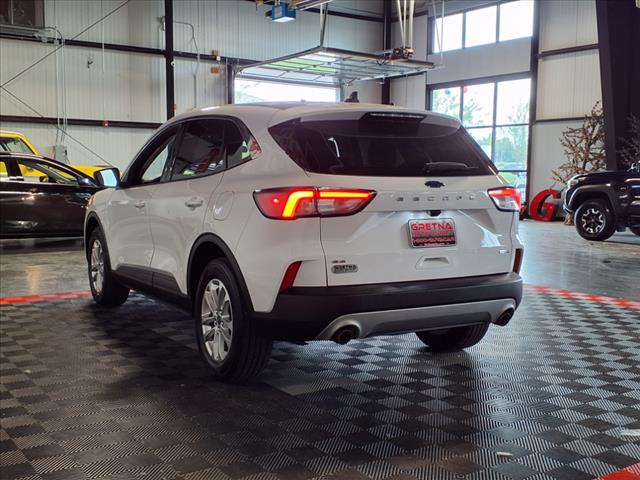 2020 Ford Escape SE