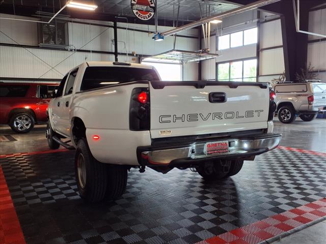 2004 Chevrolet Silverado 3500 Base