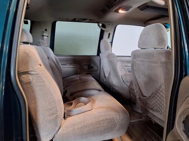 1997 GMC Suburban K2500