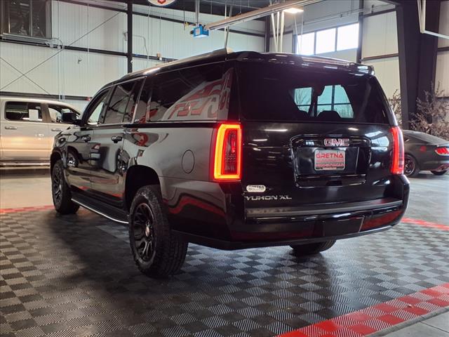 2017 GMC Yukon XL SLT