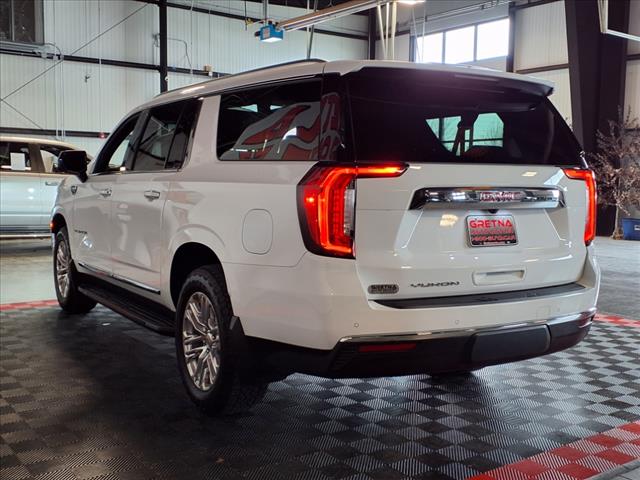 2022 GMC Yukon XL SLT