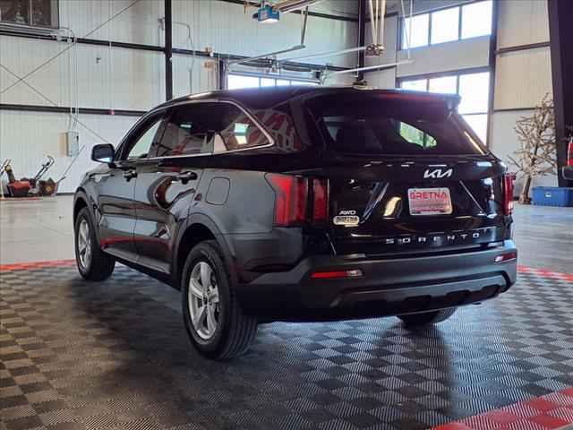 2022 Kia Sorento LX