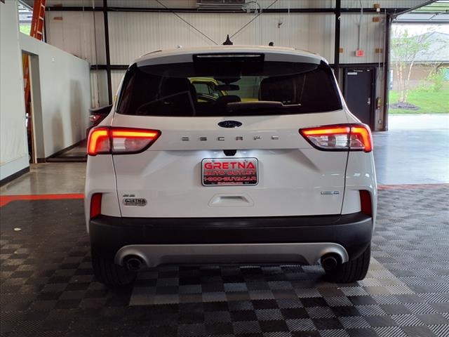 2020 Ford Escape SE