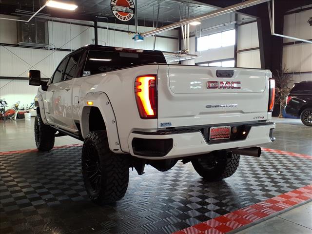 2025 GMC Sierra 2500HD AT4