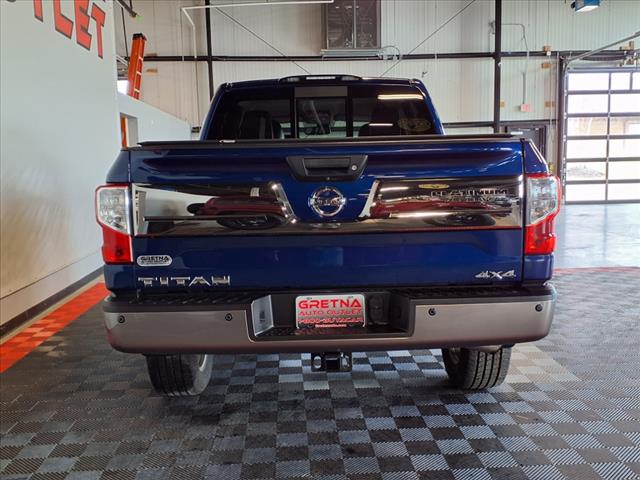 2017 Nissan Titan Platinum Reserve